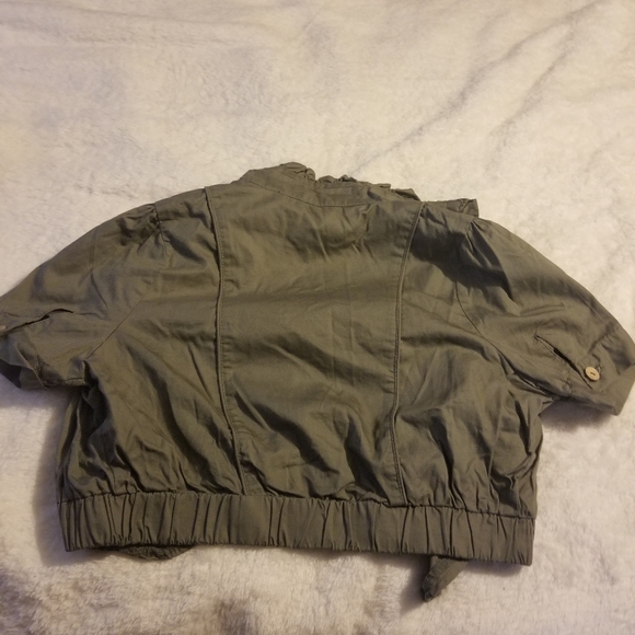 Last Kiss Crop Shirt - Picture 4 of 4